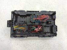 2010-2014 Chevrolet Suburban 1500 Fusebox Fuse Box Panel Relay Module P/N:22798217_N1 Fits Fits 2010 2011 2012 2013 2014 OEM Used Auto Parts