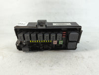 2004-2006 Dodge Durango Fusebox Fuse Box Panel Relay Module P/N:04692112AD Fits Fits 2004 2005 2006 OEM Used Auto Parts - Oemusedautoparts1.com