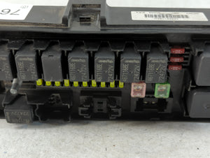 2004-2006 Dodge Durango Fusebox Fuse Box Panel Relay Module P/N:04692112AD Fits Fits 2004 2005 2006 OEM Used Auto Parts