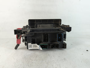 2005 Chrysler 300 Fusebox Fuse Box Panel Relay Module P/N:16238AC P04692027AC Fits OEM Used Auto Parts