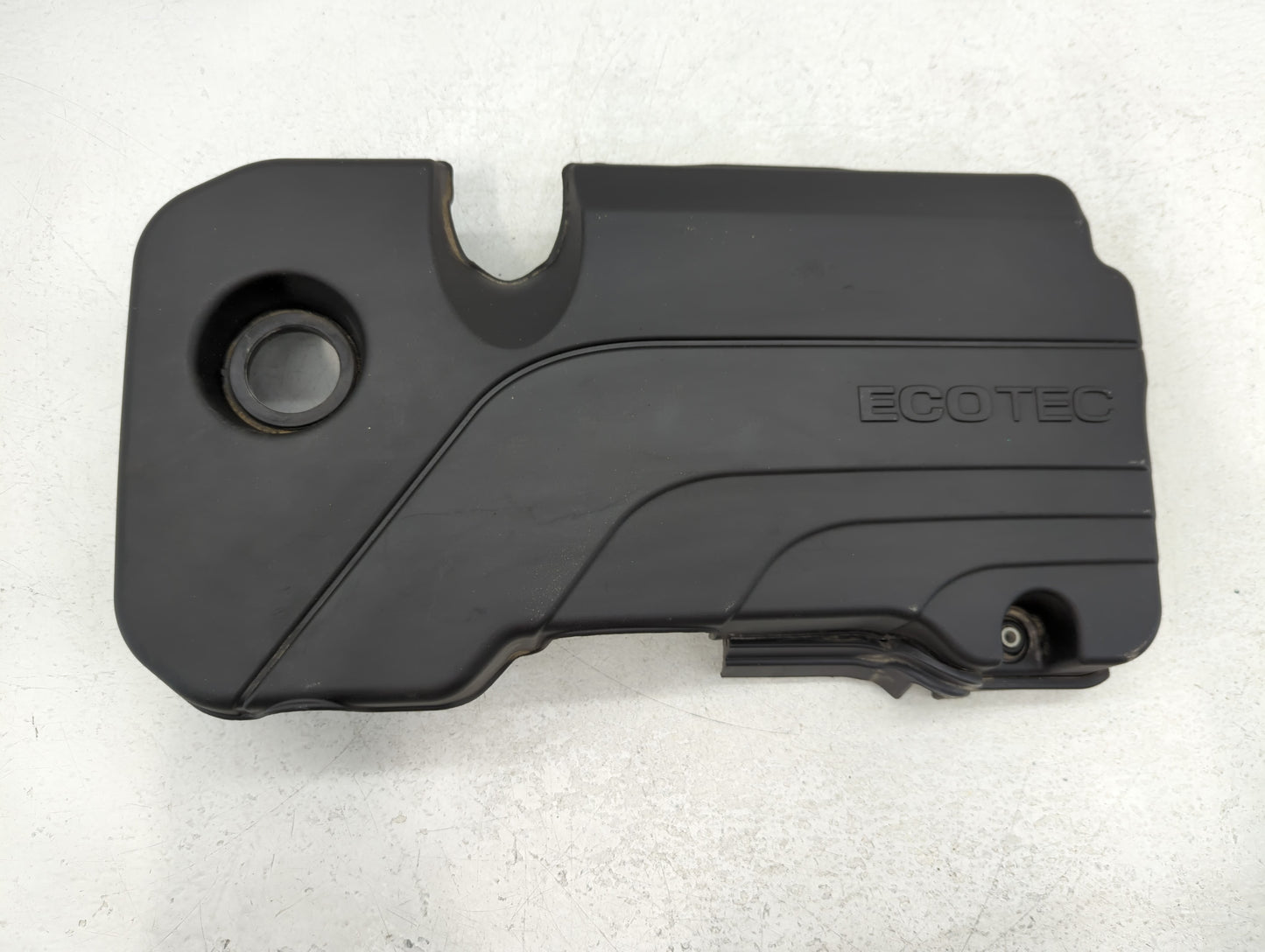2022 Chevrolet Malibu Engine Cover - Oemusedautoparts1.com