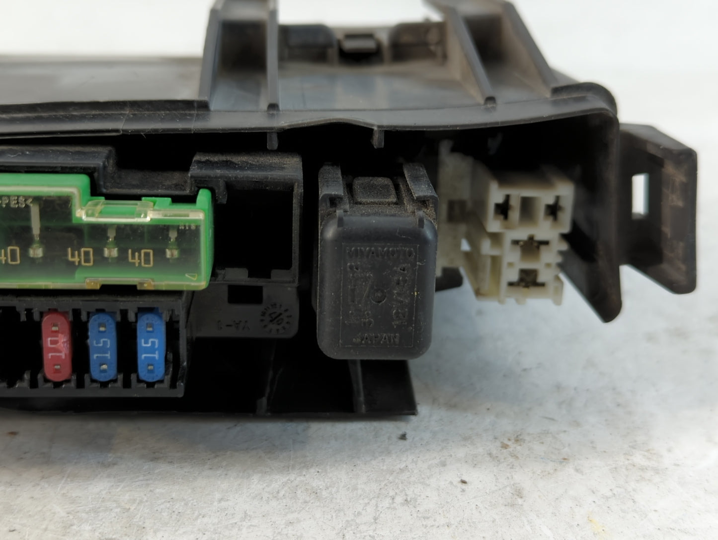 2007-2008 Nissan Maxima Fusebox Fuse Box Panel Relay Module P/N:7154-7008 24382 8J011 Fits Fits 2007 2008 OEM Used Auto Parts - Oemusedautoparts1.com