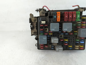 2000-2002 Chevrolet Tahoe Fusebox Fuse Box Panel Relay Module P/N:12193645-09 Fits Fits 2000 2001 2002 OEM Used Auto Parts