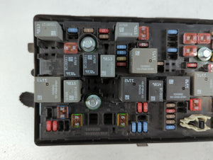 2014-2015 Chevrolet Impala Fusebox Fuse Box Panel Relay Module P/N:20981711-02 Fits Fits 2014 2015 OEM Used Auto Parts