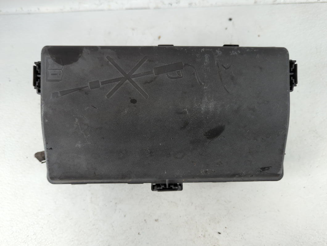 2011-2014 Chevrolet Cruze Fusebox Fuse Box Panel Relay Module P/N:95942232_01 Fits Fits 2011 2012 2013 2014 OEM Used Auto Parts