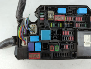 2020-2022 Toyota Corolla Fusebox Fuse Box Panel Relay Module P/N:82641-47050-A Fits Fits 2020 2021 2022 OEM Used Auto Parts