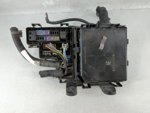 2017-2022 Nissan Rogue Sport Fusebox Fuse Box Panel Relay Module P/N:284B7 5NA0B Fits Fits 2017 2018 2019 2020 2021 2022 OEM Used Auto Parts