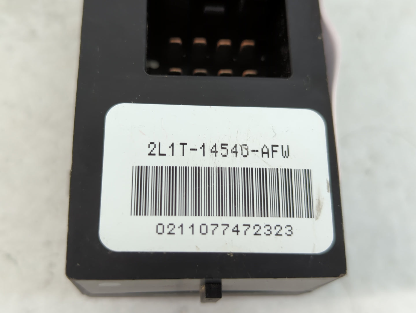 2003-2008 Mercury Grand Marquis Master Power Window Switch Replacement Driver Side Left P/N:2L1T-14540-AFW Fits OEM Used Auto Parts - Oemusedautoparts1.com