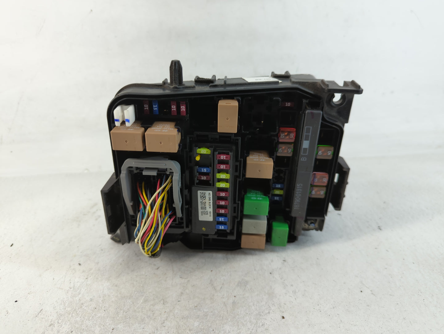 2011-2013 Hyundai Elantra Fusebox Fuse Box Panel Relay Module P/N:91950-3X510 Fits Fits 2011 2012 2013 OEM Used Auto Parts - Oemusedautoparts1.com