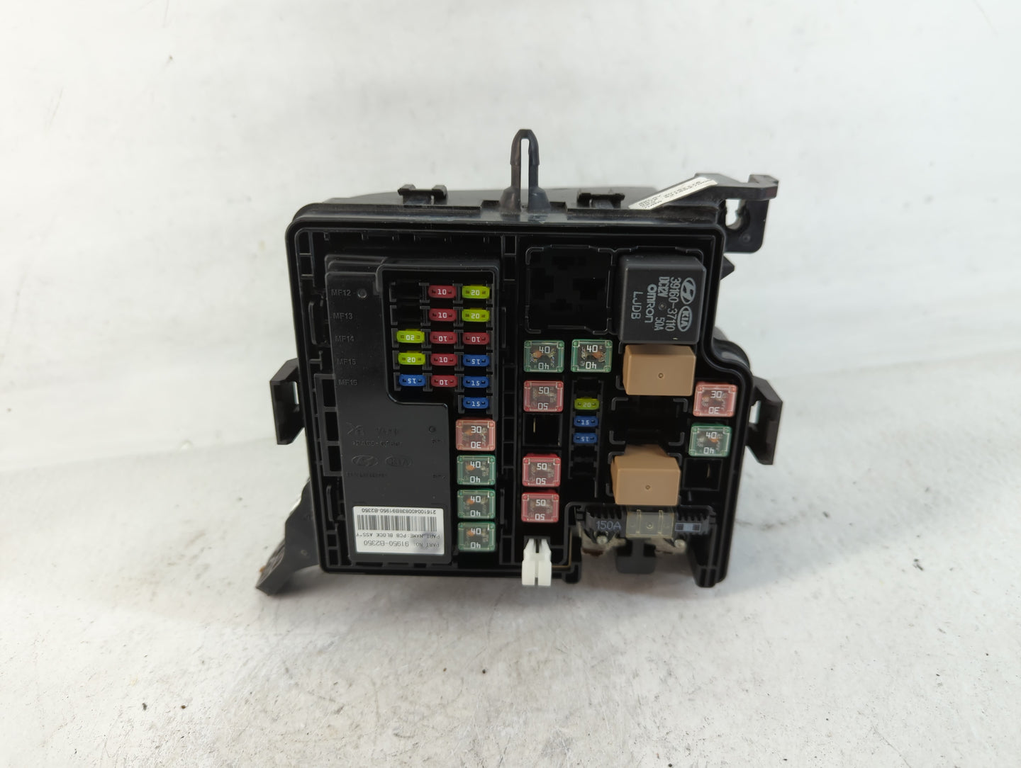 2017-2019 Kia Soul Fusebox Fuse Box Panel Relay Module P/N:91709B2070 Fits Fits 2017 2018 2019 OEM Used Auto Parts - Oemusedautoparts1.com