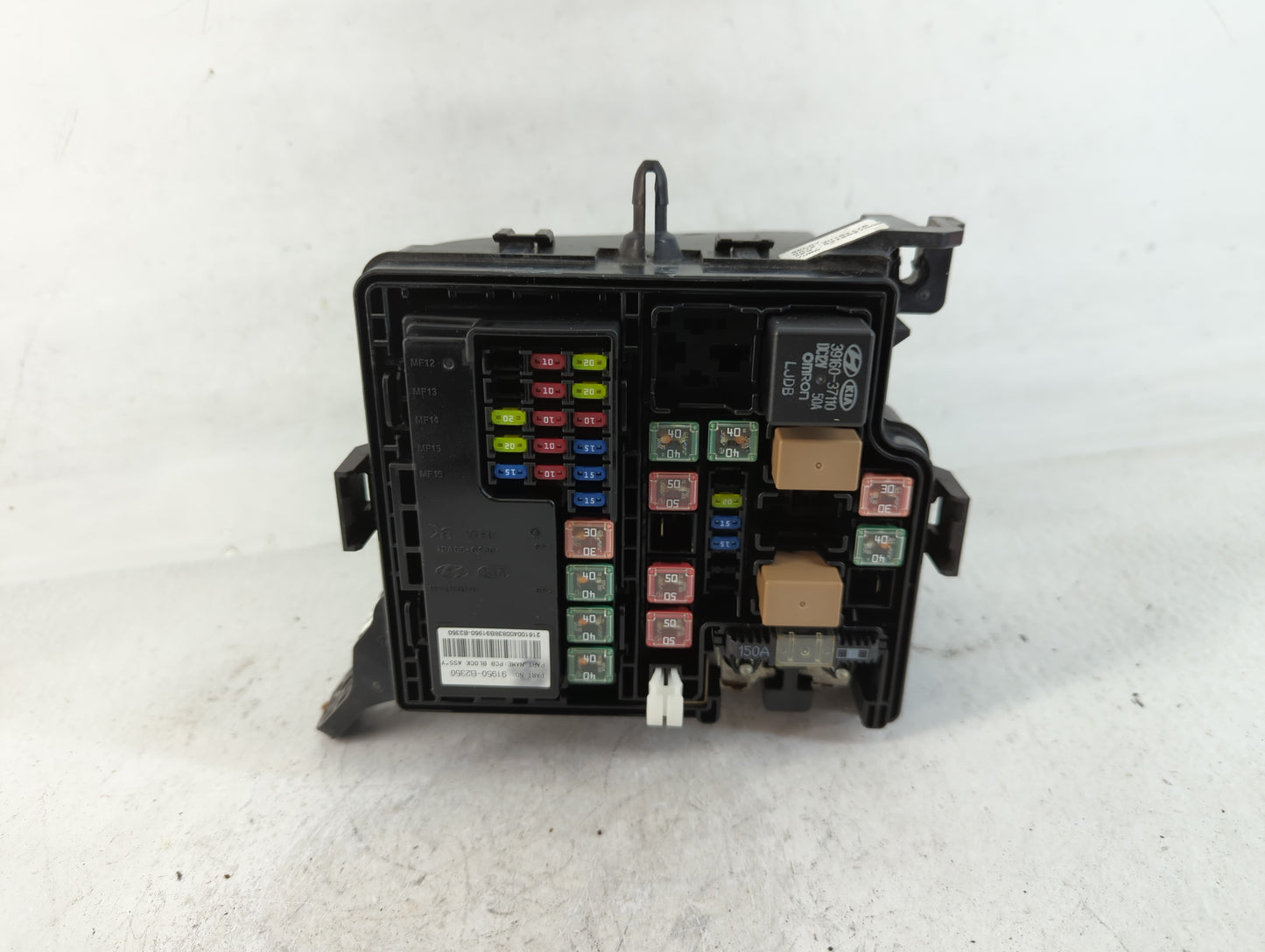 2017-2019 Kia Soul Fusebox Fuse Box Panel Relay Module P/N:91709B2070 Fits Fits 2017 2018 2019 OEM Used Auto Parts - Oemusedautoparts1.com