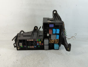 2005-2006 Toyota Tundra Fusebox Fuse Box Panel Relay Module P/N:82661 Fits Fits 2005 2006 OEM Used Auto Parts