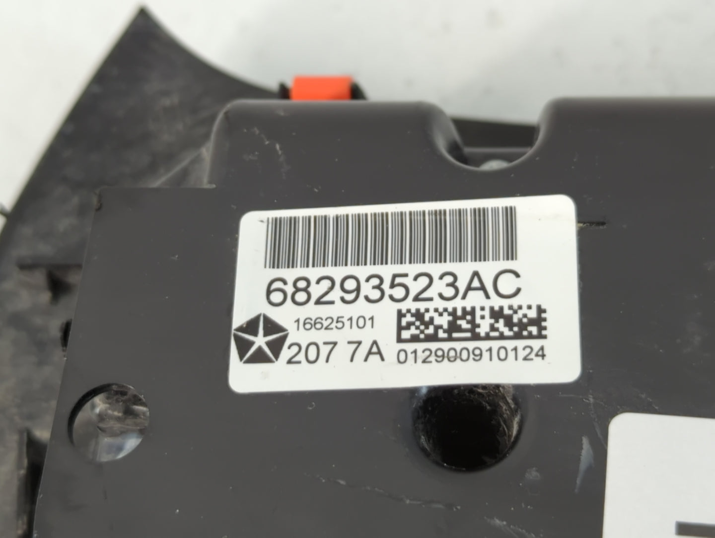 2015-2018 Jeep Cherokee Climate Control Module Temperature AC/Heater Replacement P/N:16625101 68293523AC Fits OEM Used Auto Parts - Oemusedautoparts1.com