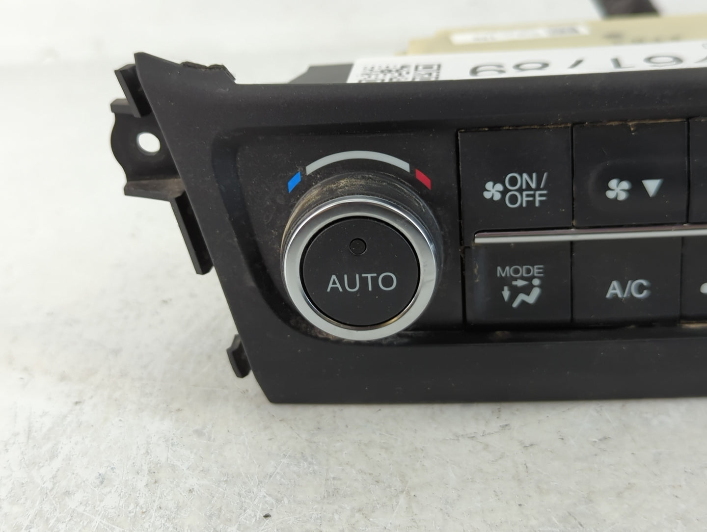 2013-2017 Hyundai Elantra Climate Control Module Temperature AC/Heater Replacement P/N:23120025923 79600 T3R A510 M1 Fits OEM Used Auto Parts - Oemusedautoparts1.com