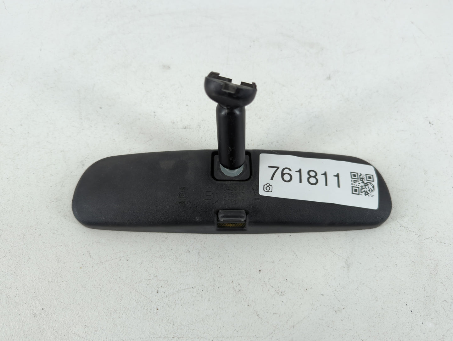 2017-2019 Ford Escape Interior Rear View Mirror Replacement OEM P/N:E11025617 E11015617 Fits Fits 2015 2016 2017 2018 2019 OEM Used Auto Parts - Oemusedautoparts1.com