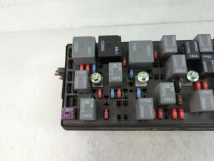 2009-2012 Chevrolet Malibu Fusebox Fuse Box Panel Relay Module P/N:20822695 02 Fits Fits 2009 2010 2011 2012 OEM Used Auto Parts