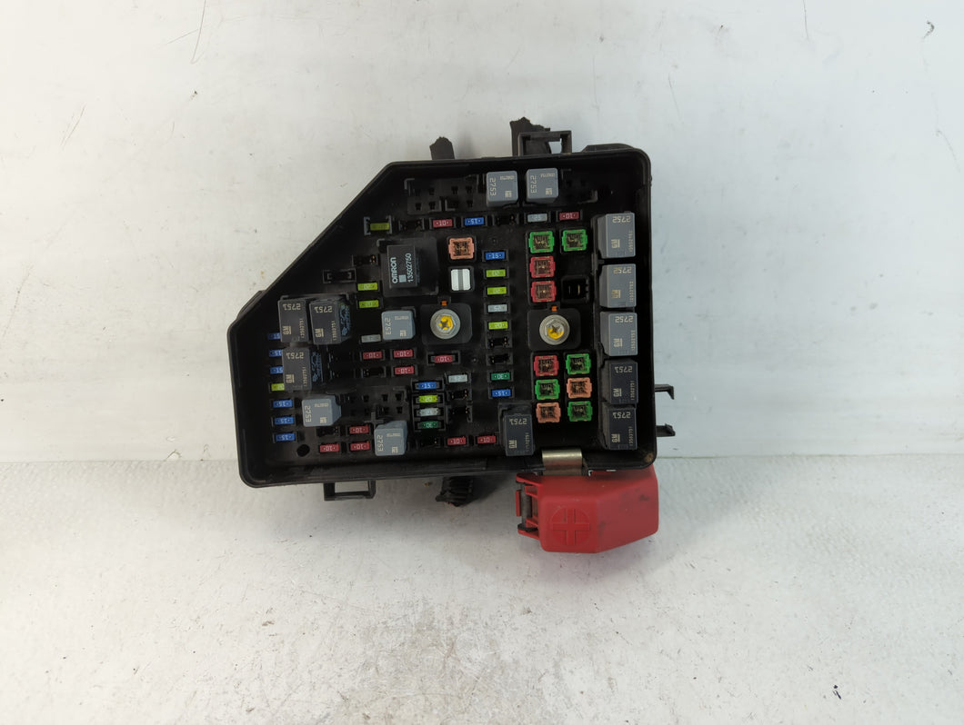 2013-2014 Buick Enclave Fusebox Fuse Box Panel Relay Module P/N:22933348 Fits Fits 2013 2014 OEM Used Auto Parts