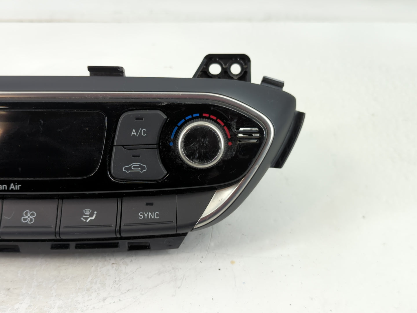 2019 Hyundai Elantra Gt Climate Control Module Temperature AC/Heater Replacement P/N:97250-G3400 Fits Fits 2020 OEM Used Auto Parts - Oemusedautoparts1.com