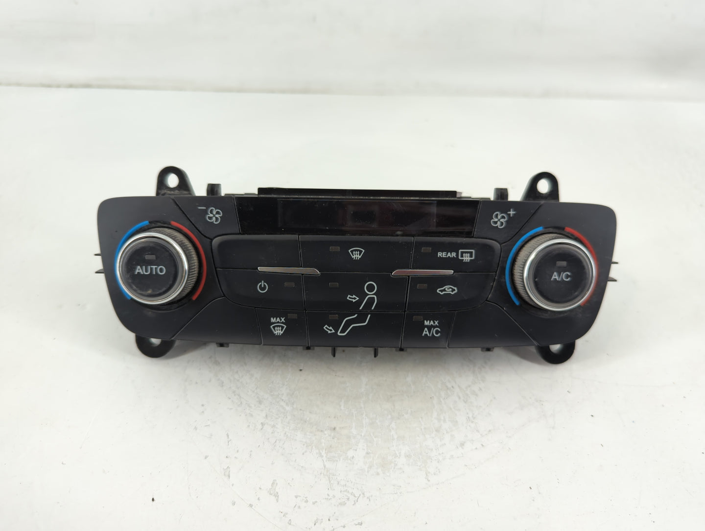 2017 Ford Escape Climate Control Module Temperature AC/Heater Replacement P/N:GJ5T-18C612-AE Fits OEM Used Auto Parts - Oemusedautoparts1.com