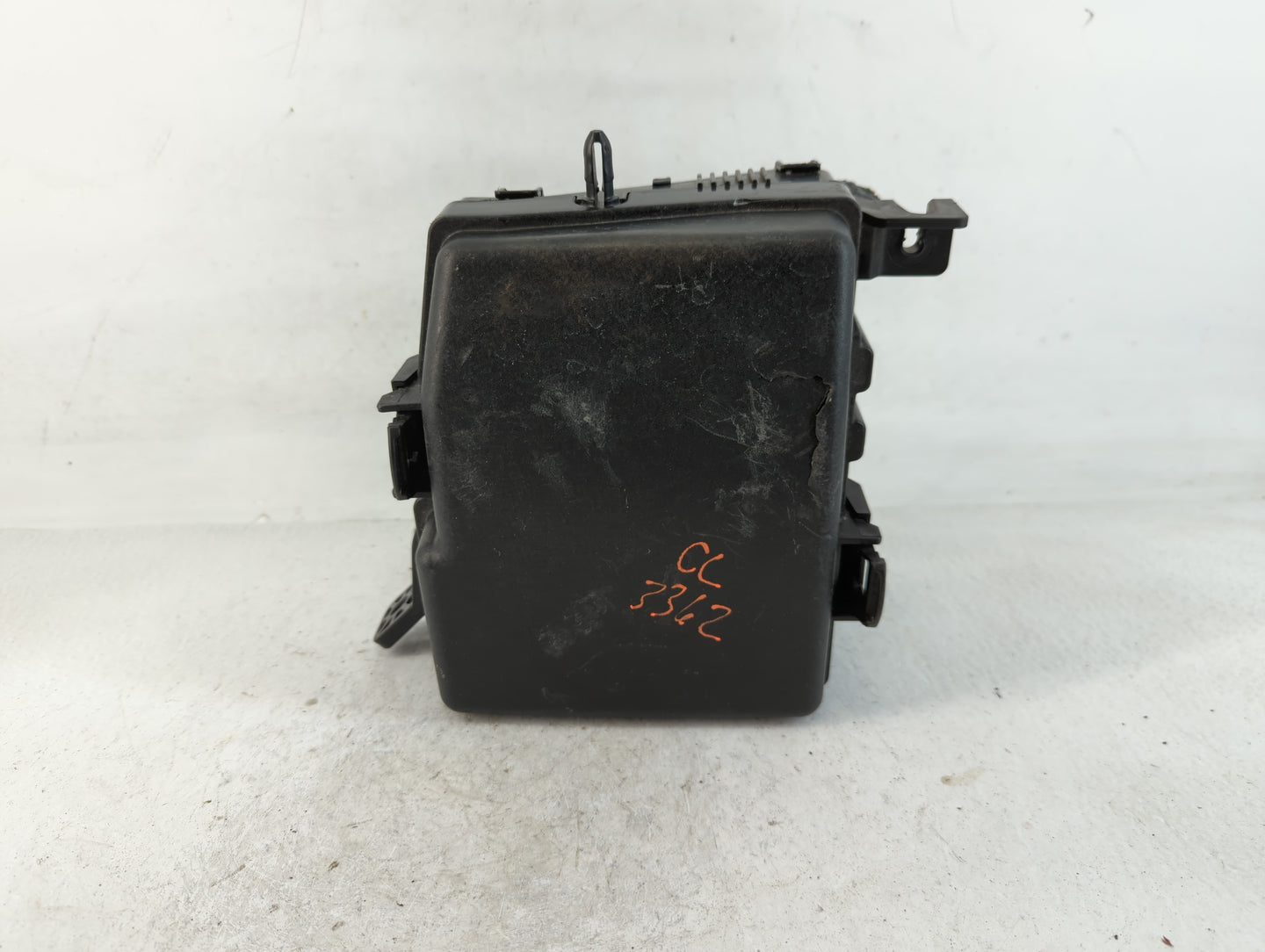 2011-2013 Kia Optima Fusebox Fuse Box Panel Relay Module P/N:VS912004C070QB Fits Fits 2011 2012 2013 OEM Used Auto Parts - Oemusedautoparts1.com