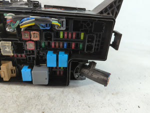 2016-2018 Toyota Rav4 Fusebox Fuse Box Panel Relay Module P/N:82662-42410 Fits Fits 2016 2017 2018 OEM Used Auto Parts