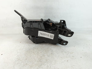 2016-2018 Toyota Rav4 Fusebox Fuse Box Panel Relay Module P/N:82662-42410 Fits Fits 2016 2017 2018 OEM Used Auto Parts