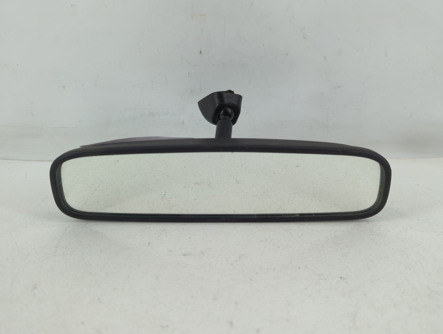 2018-2021 Hyundai Kona Interior Rear View Mirror Replacement OEM P/N:E13049848 Fits OEM Used Auto Parts - Oemusedautoparts1.com