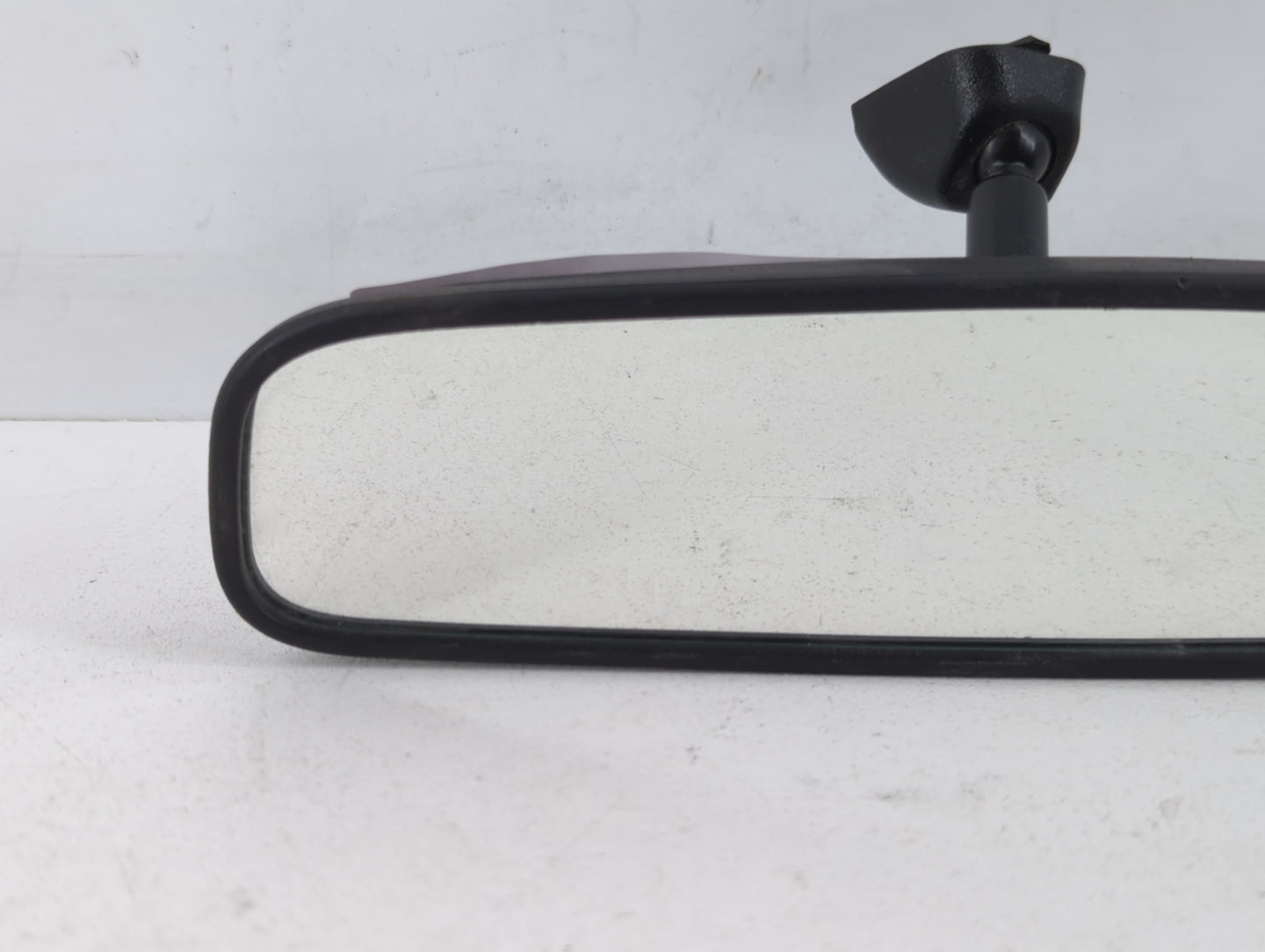 2018-2021 Hyundai Kona Interior Rear View Mirror Replacement OEM P/N:E13049848 Fits OEM Used Auto Parts - Oemusedautoparts1.com