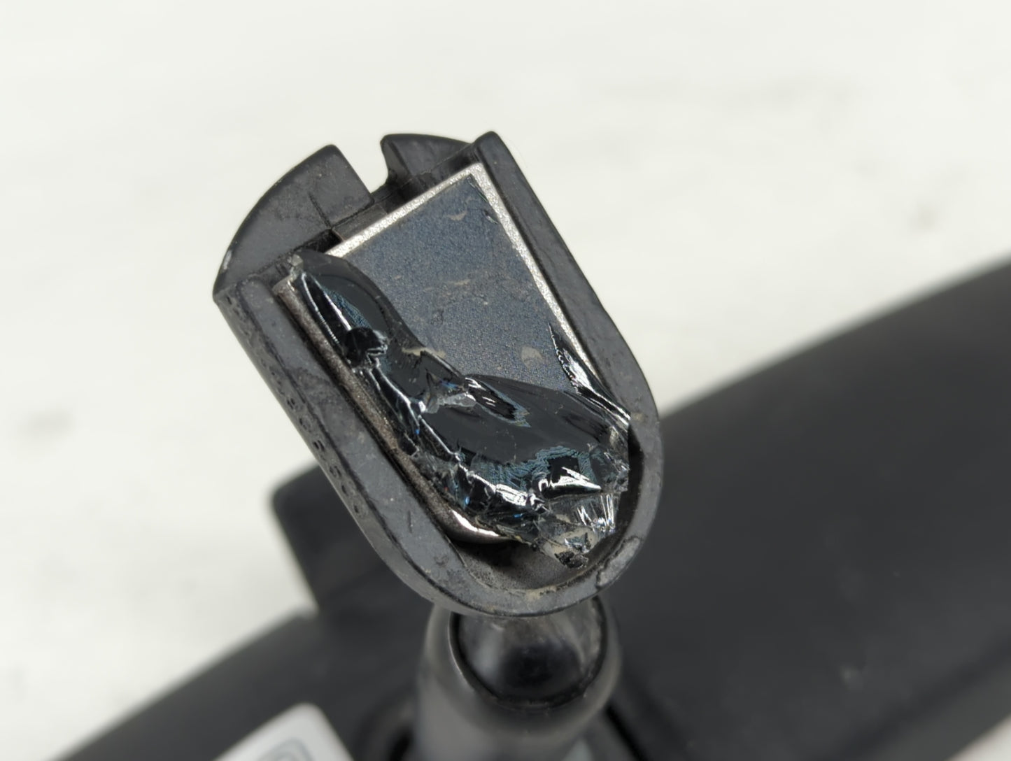 2005-2022 Nissan Pathfinder Interior Rear View Mirror Replacement OEM P/N:E8011681 Fits OEM Used Auto Parts - Oemusedautoparts1.com