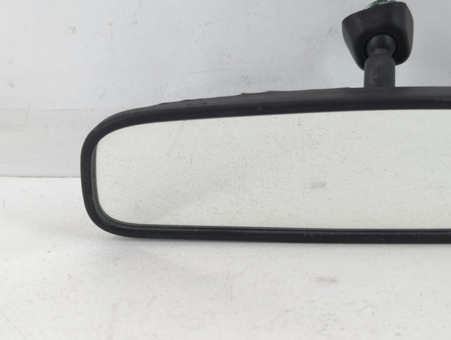 2014-2018 Hyundai Tucson Interior Rear View Mirror Replacement OEM P/N:E4012143 Fits OEM Used Auto Parts - Oemusedautoparts1.com