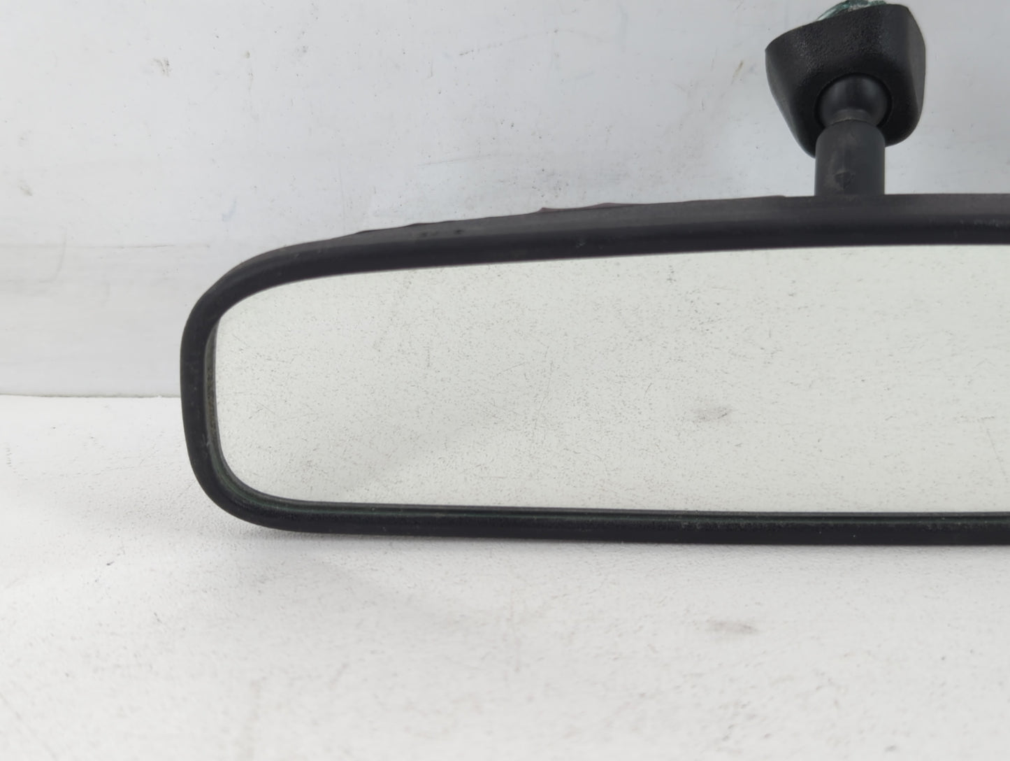 2014-2018 Hyundai Tucson Interior Rear View Mirror Replacement OEM P/N:E4012143 Fits OEM Used Auto Parts - Oemusedautoparts1.com