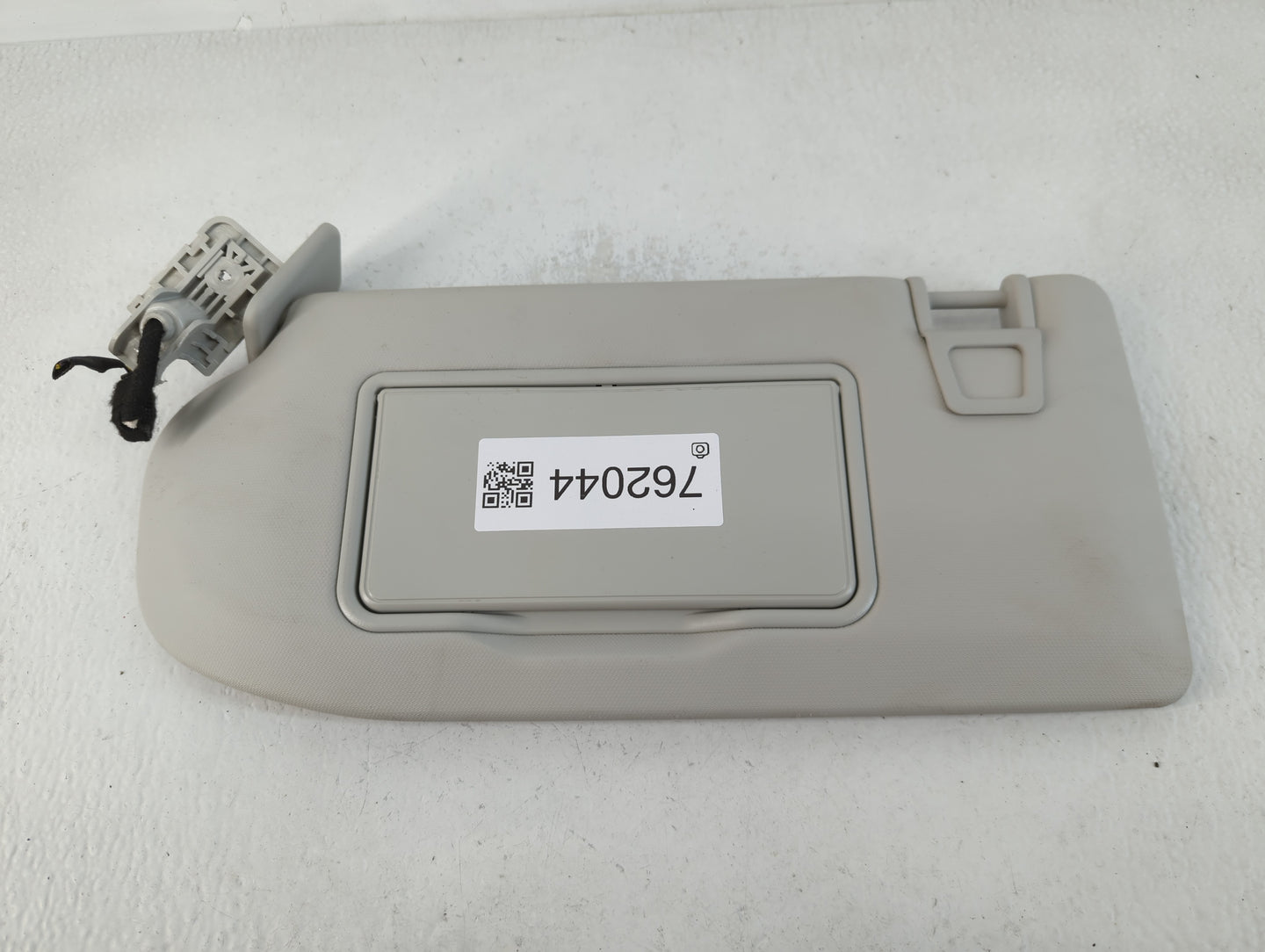 2021 Ford Mustang Sun Visor Shade Replacement Driver Left Mirror Fits OEM Used Auto Parts - Oemusedautoparts1.com