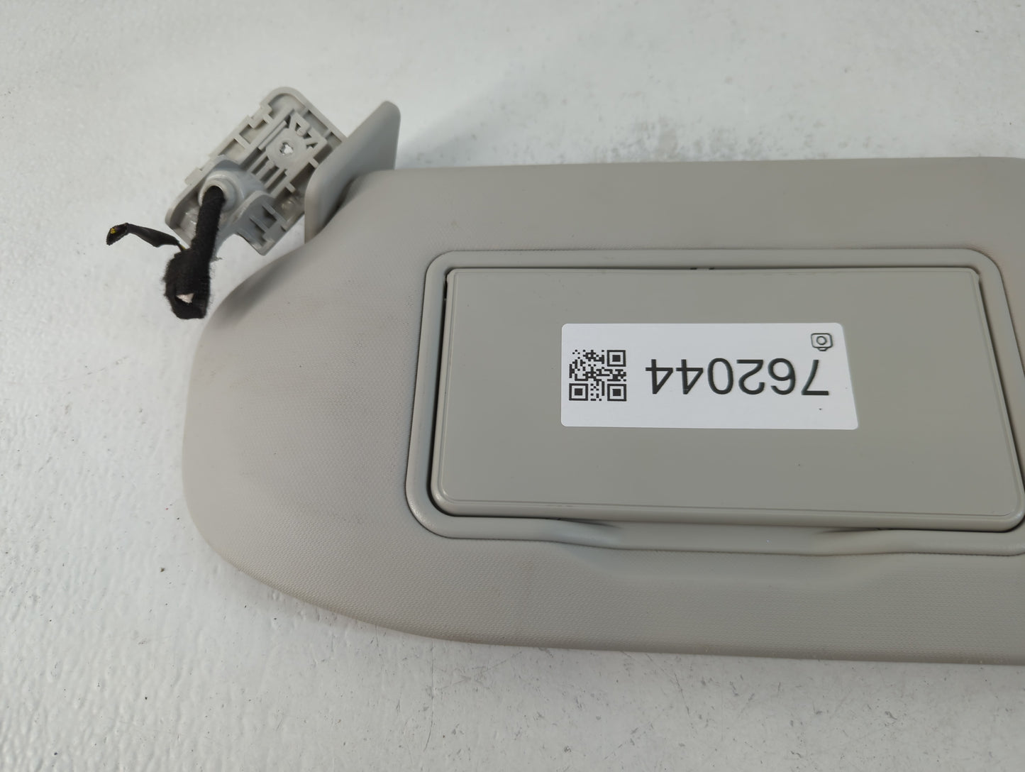 2021 Ford Mustang Sun Visor Shade Replacement Driver Left Mirror Fits OEM Used Auto Parts - Oemusedautoparts1.com