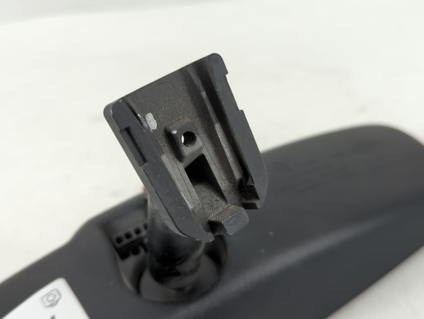 2007-2012 Dodge Caliber Interior Rear View Mirror Replacement OEM P/N:E11015892 Fits OEM Used Auto Parts - Oemusedautoparts1.com