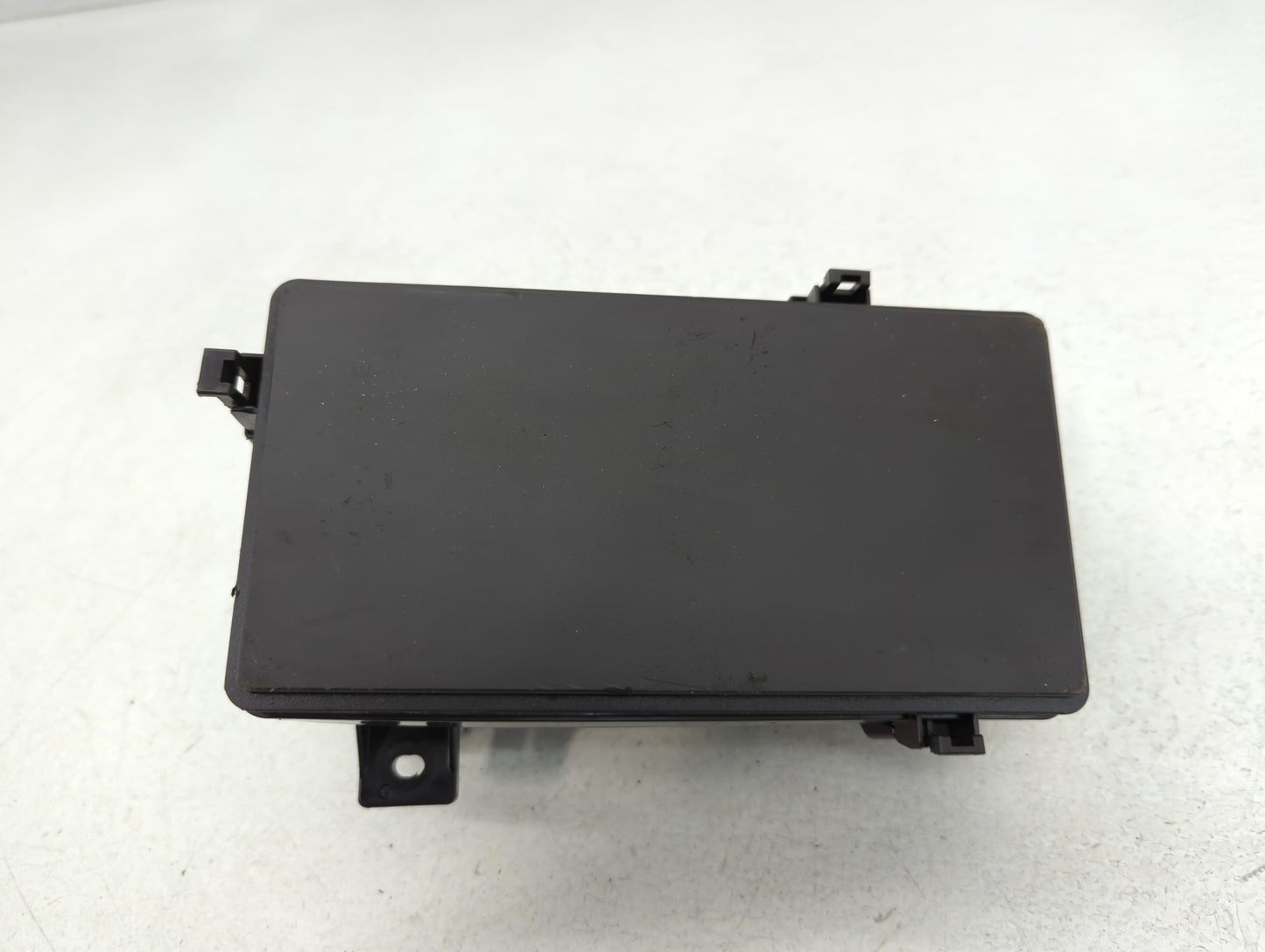 2018 Hyundai Elantra Fusebox Fuse Box Panel Relay Module P/N:020R20Q3XU 181211 TBA A210 A2 Fits OEM Used Auto Parts - Oemusedautoparts1.com