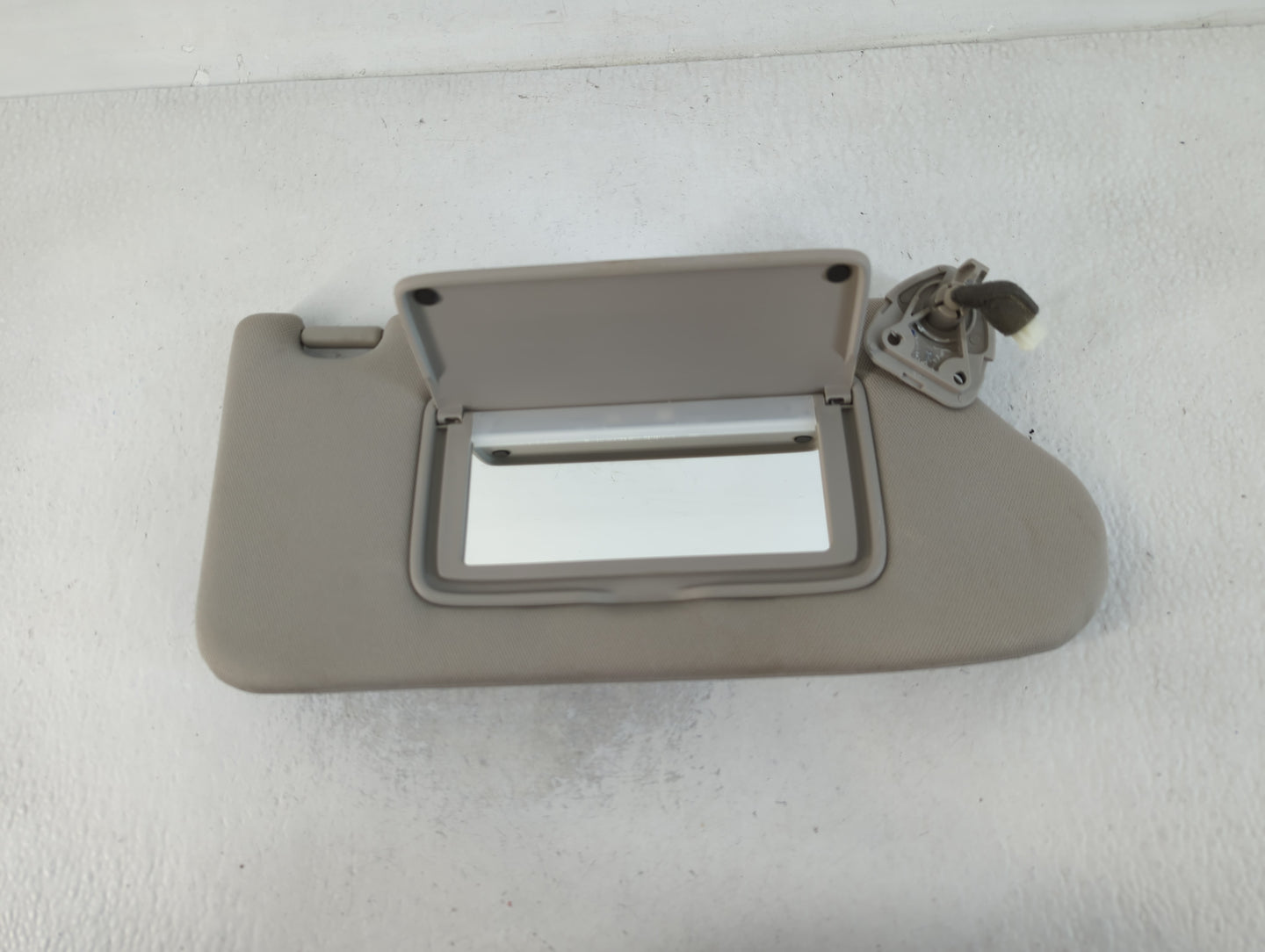 2013-2018 Nissan Altima Sun Visor Shade Replacement Passenger Right Mirror Fits Fits 2013 2014 2015 2016 2017 2018 OEM Used Auto Parts - Oemusedautoparts1.com