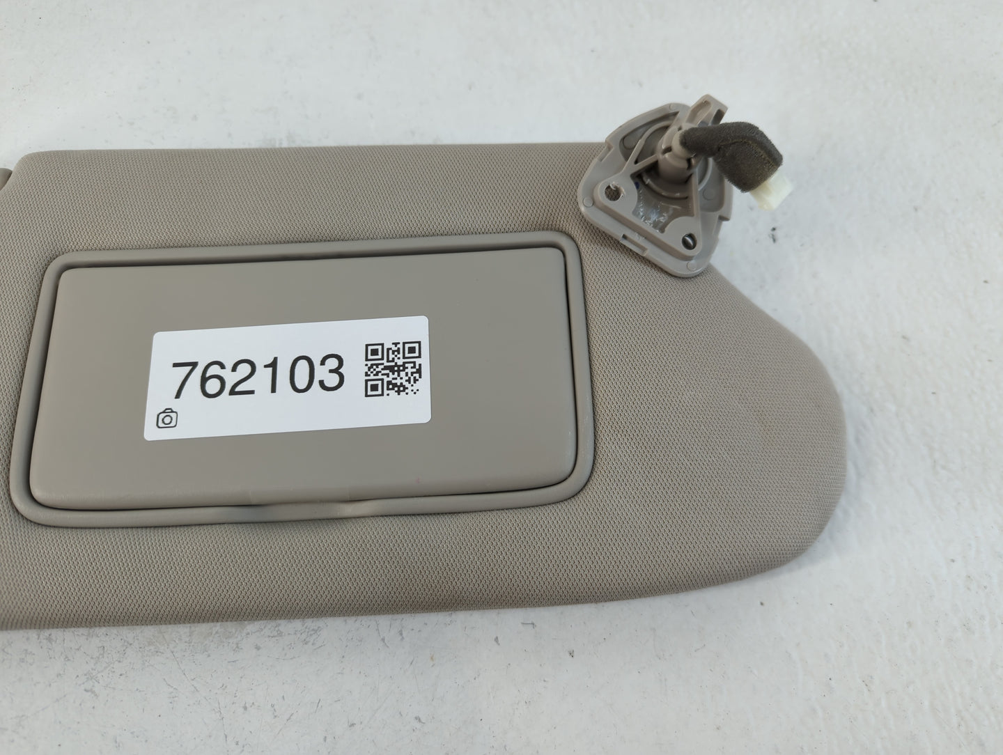 2013-2018 Nissan Altima Sun Visor Shade Replacement Passenger Right Mirror Fits Fits 2013 2014 2015 2016 2017 2018 OEM Used Auto Parts - Oemusedautoparts1.com