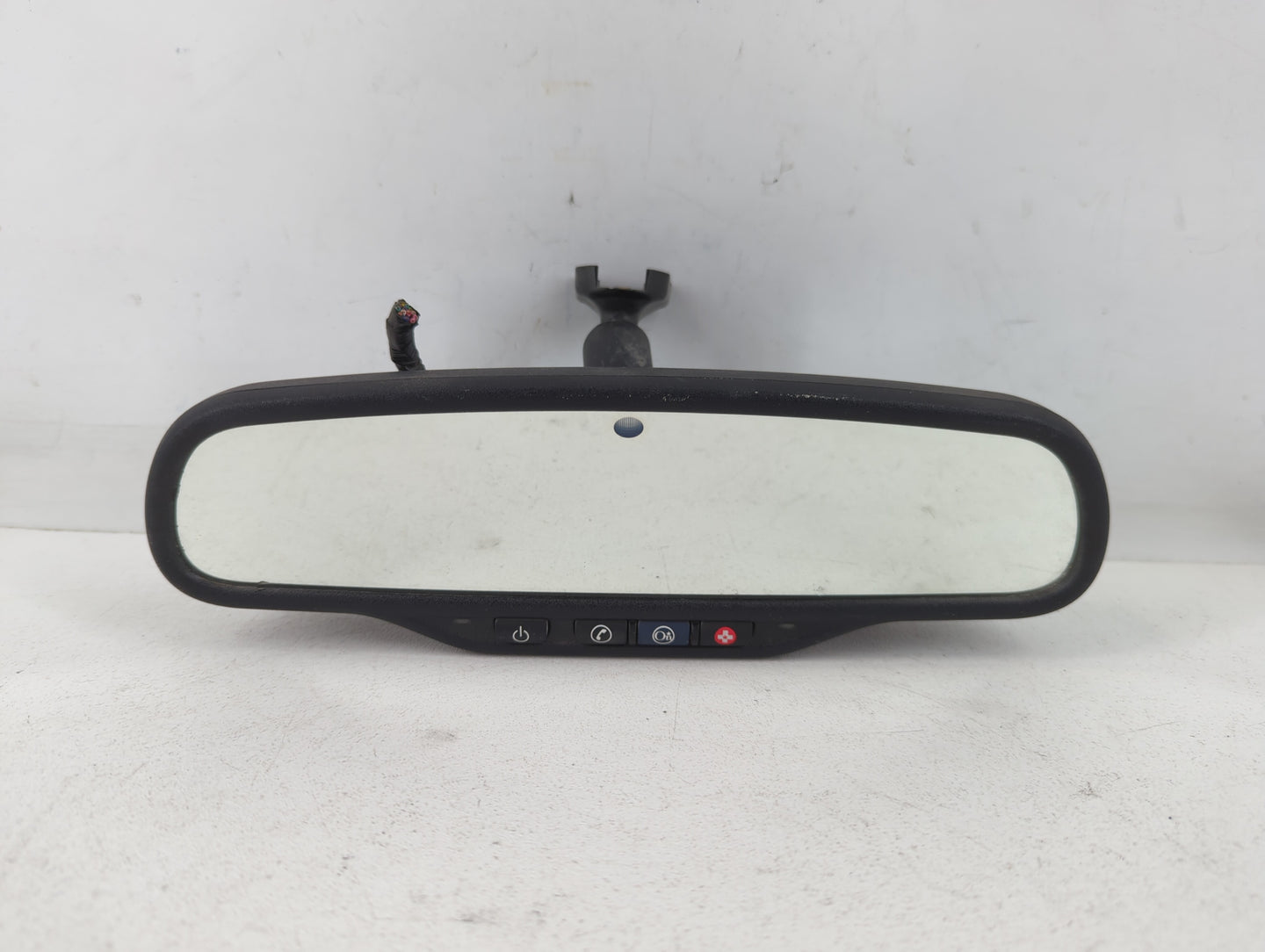 2009 Gmc Yukon Xl 1500 Interior Rear View Mirror Replacement OEM P/N:IE11025898 Fits OEM Used Auto Parts - Oemusedautoparts1.com