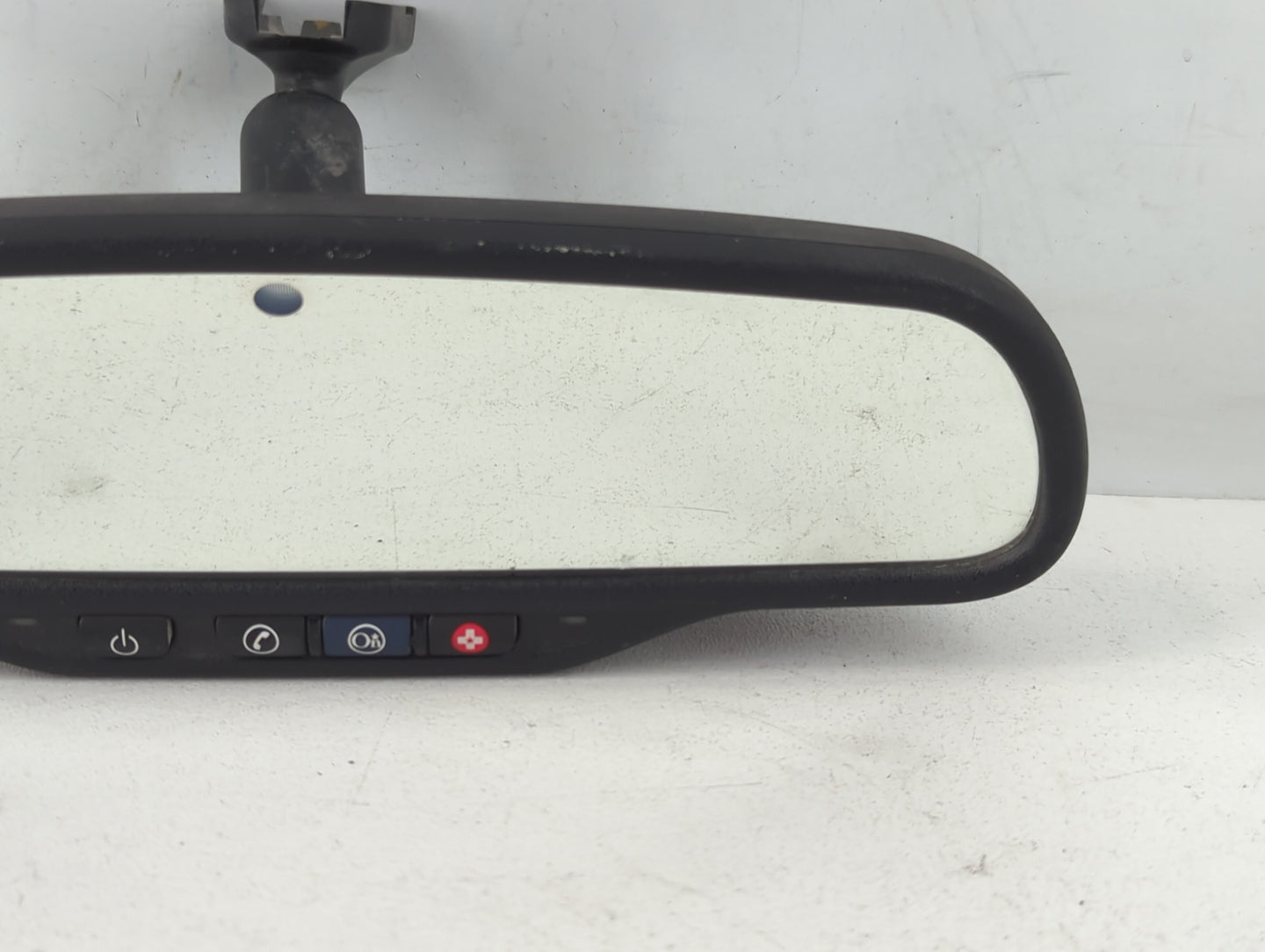 2009 Gmc Yukon Xl 1500 Interior Rear View Mirror Replacement OEM P/N:IE11025898 Fits OEM Used Auto Parts - Oemusedautoparts1.com