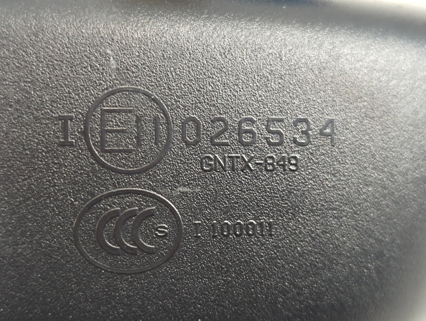 2017-2019 Infiniti Qx30 Interior Rear View Mirror Replacement OEM P/N:E11026534 Fits Fits 2017 2018 2019 OEM Used Auto Parts - Oemusedautoparts1.com