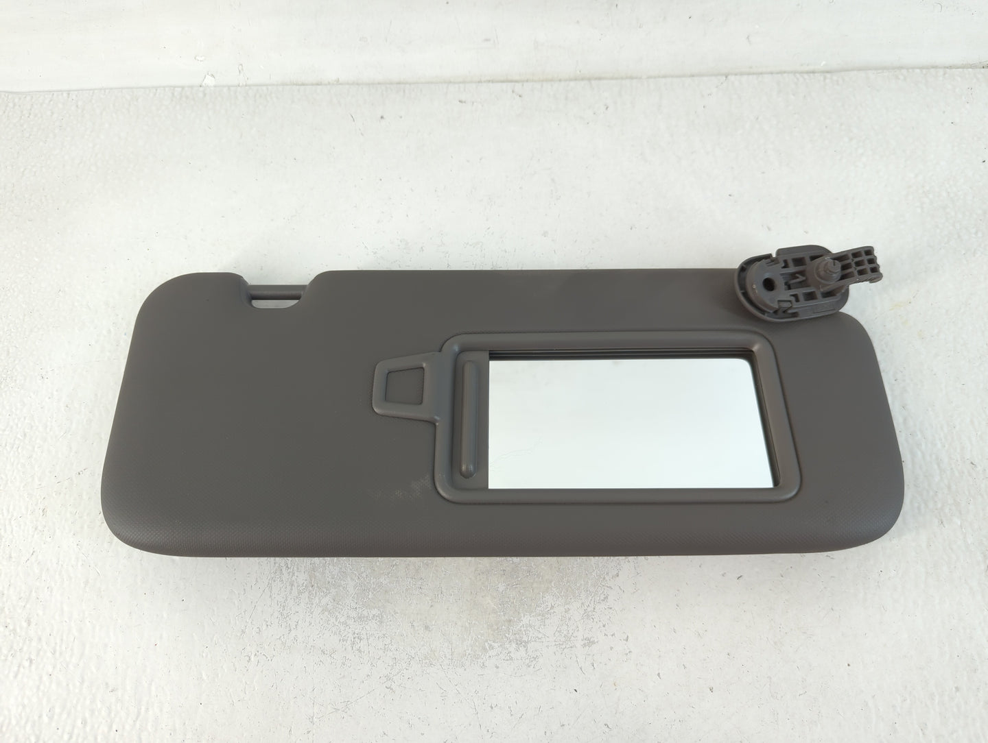 2021-2022 Hyundai Elantra Sun Visor Shade Replacement Driver Left Mirror Fits Fits 2021 2022 OEM Used Auto Parts - Oemusedautoparts1.com