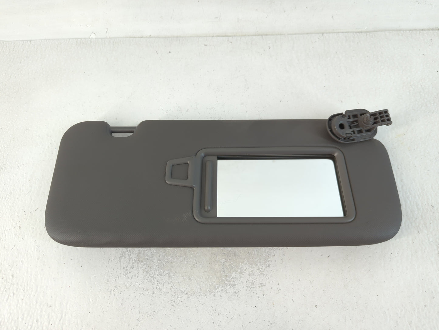 2021-2022 Hyundai Elantra Sun Visor Shade Replacement Driver Left Mirror Fits Fits 2021 2022 OEM Used Auto Parts - Oemusedautoparts1.com