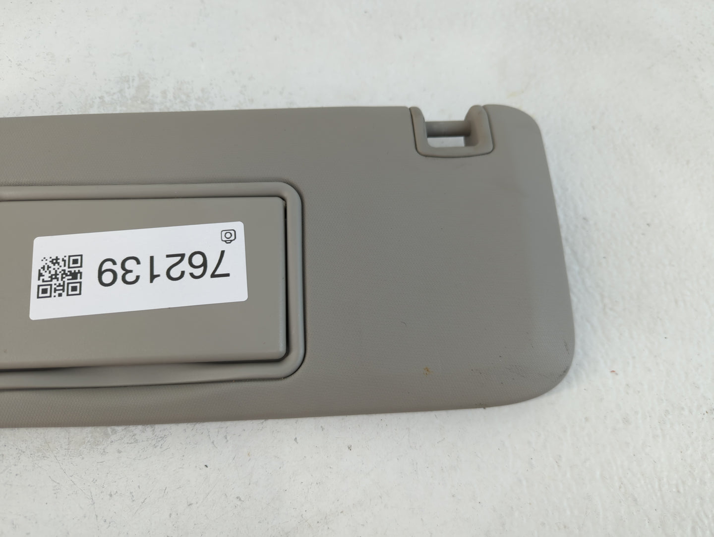 2011-2016 Chevrolet Cruze Sun Visor Shade Replacement Driver Left Mirror Fits Fits 2011 2012 2013 2014 2015 2016 OEM Used Auto Parts - Oemusedautoparts1.com