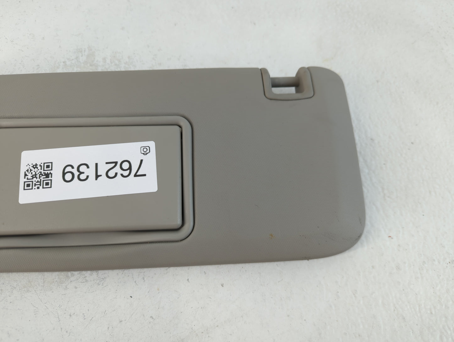 2011-2016 Chevrolet Cruze Sun Visor Shade Replacement Driver Left Mirror Fits Fits 2011 2012 2013 2014 2015 2016 OEM Used Auto Parts - Oemusedautoparts1.com