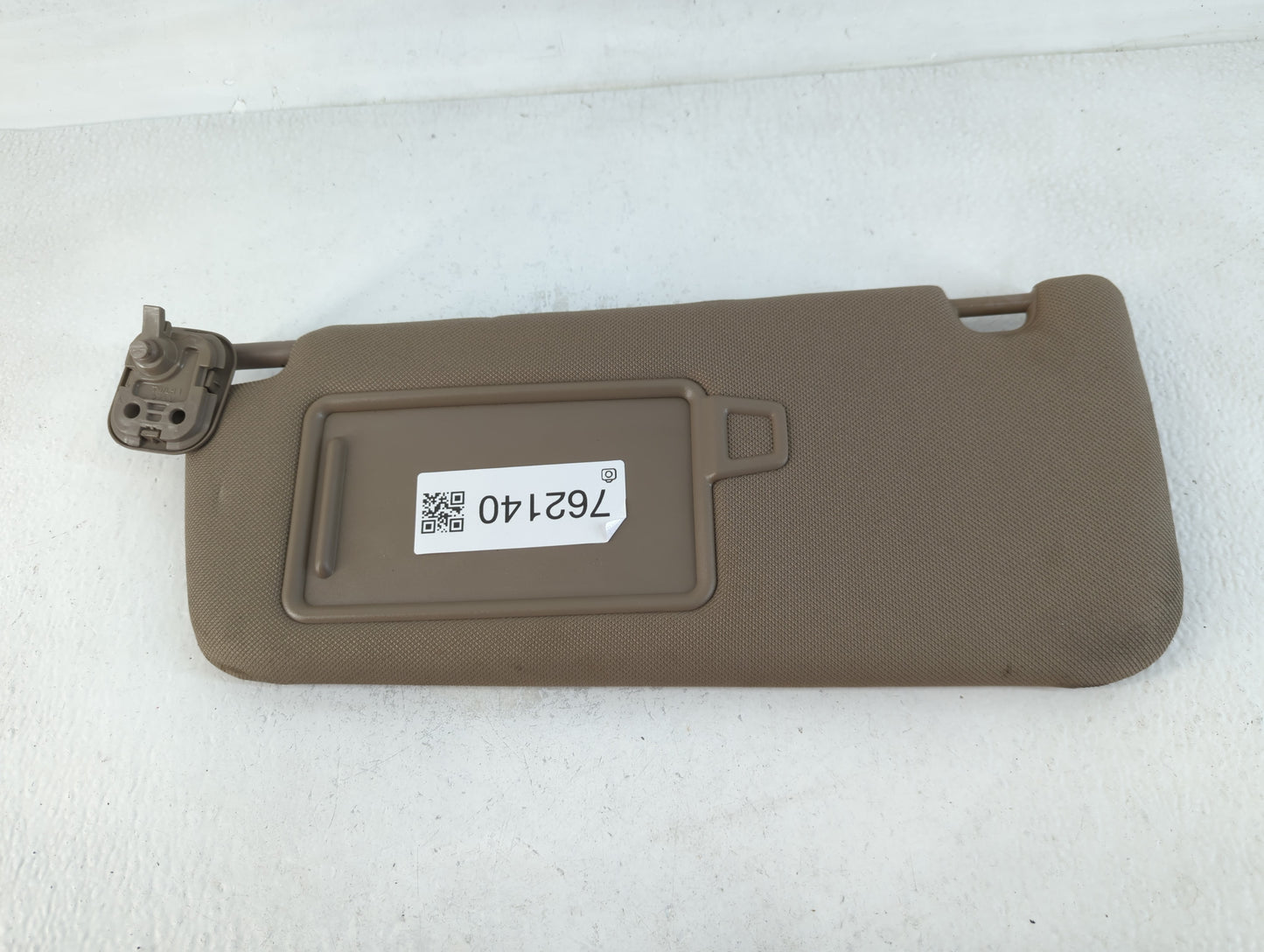 2019-2021 Hyundai Santa Fe Sun Visor Shade Replacement Driver Left Mirror Fits Fits 2019 2020 2021 OEM Used Auto Parts - Oemusedautoparts1.com