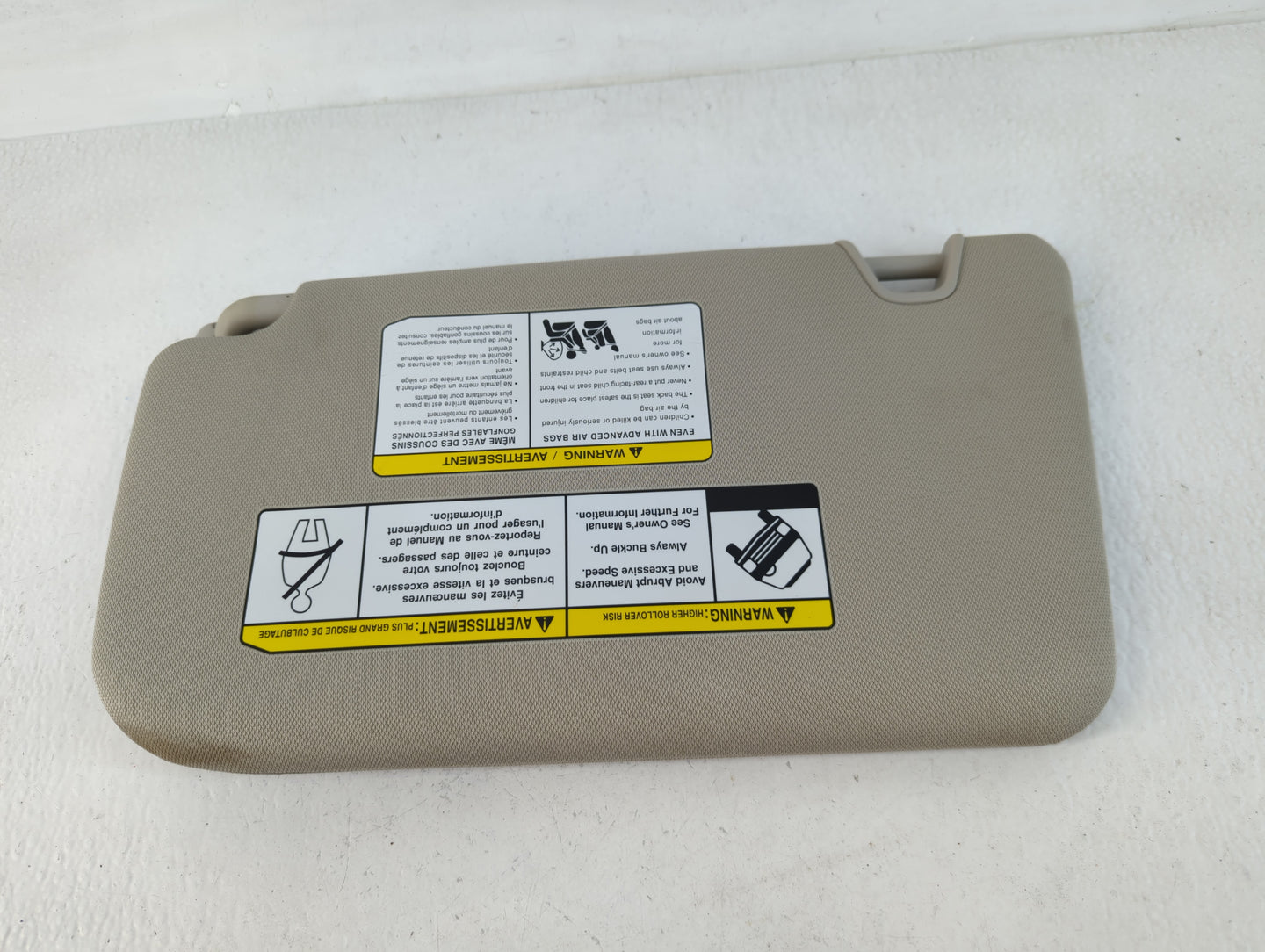 2014-2017 Nissan Rogue Sun Visor Shade Replacement Passenger Right Mirror Fits Fits 2014 2015 2016 2017 OEM Used Auto Parts - Oemusedautoparts1.com