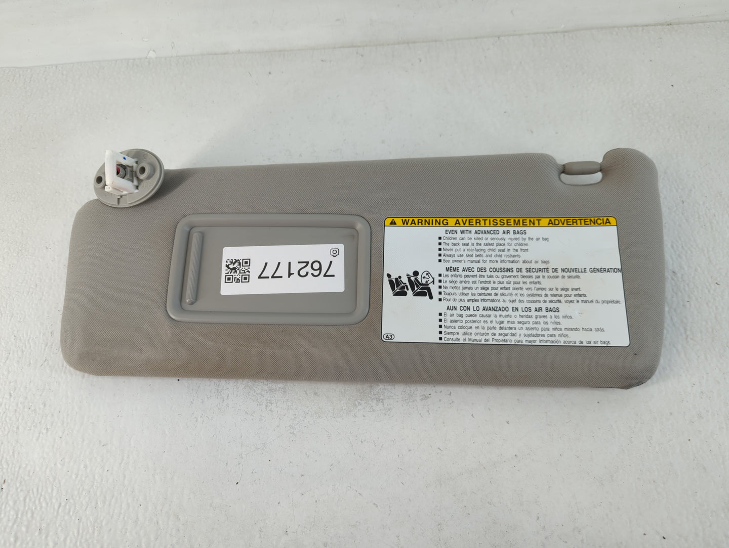 2014-2022 Toyota 4runner Sun Visor Shade Replacement Driver Left Mirror Fits Fits 2014 2015 2016 2017 2018 2019 2020 2021 2022 OEM Used Auto Parts - Oemusedautoparts1.com