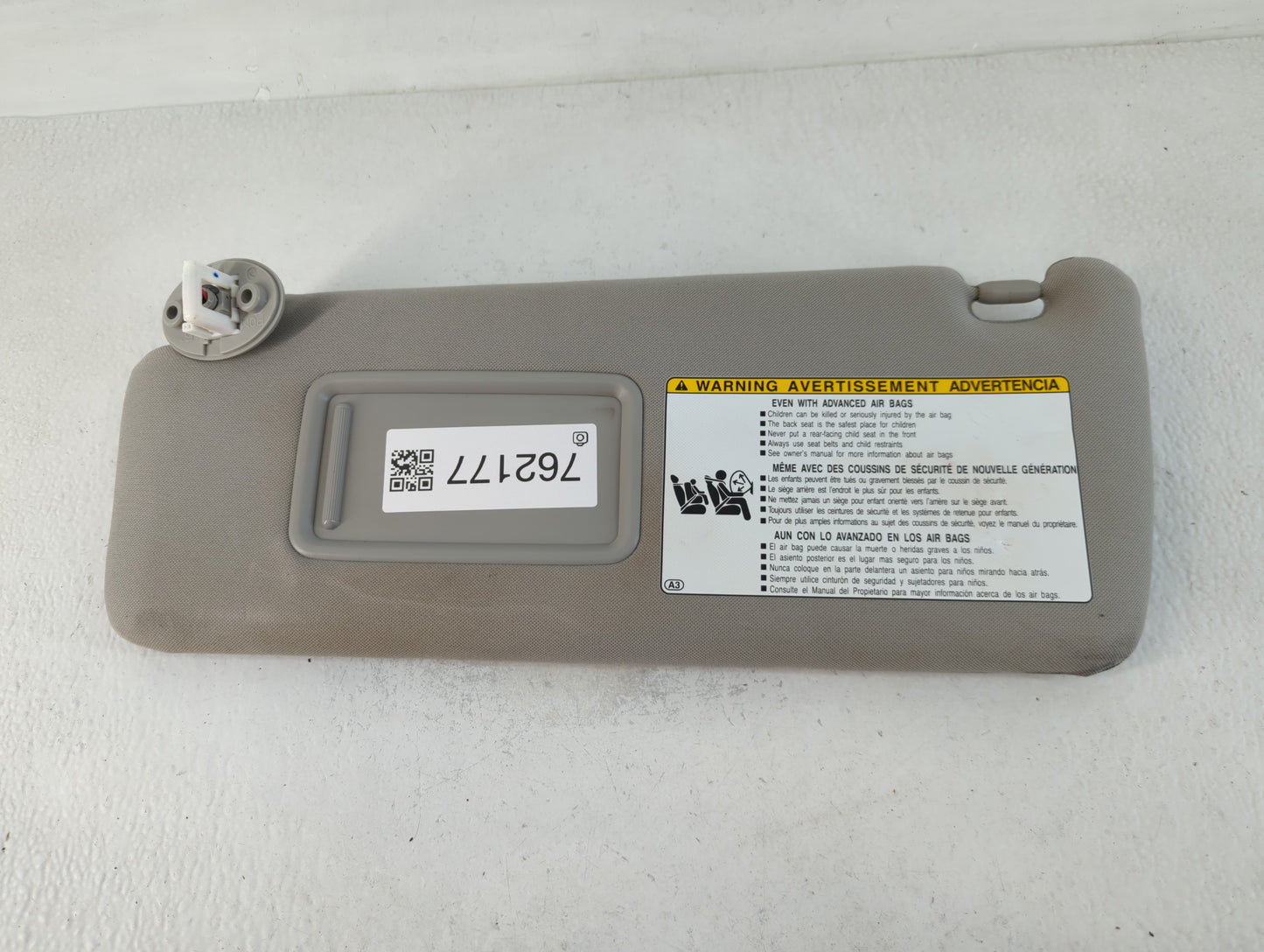 2014-2022 Toyota 4runner Sun Visor Shade Replacement Driver Left Mirror Fits Fits 2014 2015 2016 2017 2018 2019 2020 2021 2022 OEM Used Auto Parts - Oemusedautoparts1.com