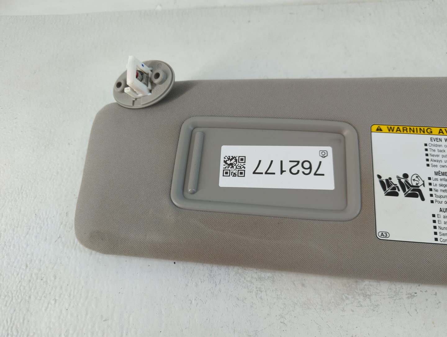 2014-2022 Toyota 4runner Sun Visor Shade Replacement Driver Left Mirror Fits Fits 2014 2015 2016 2017 2018 2019 2020 2021 2022 OEM Used Auto Parts - Oemusedautoparts1.com