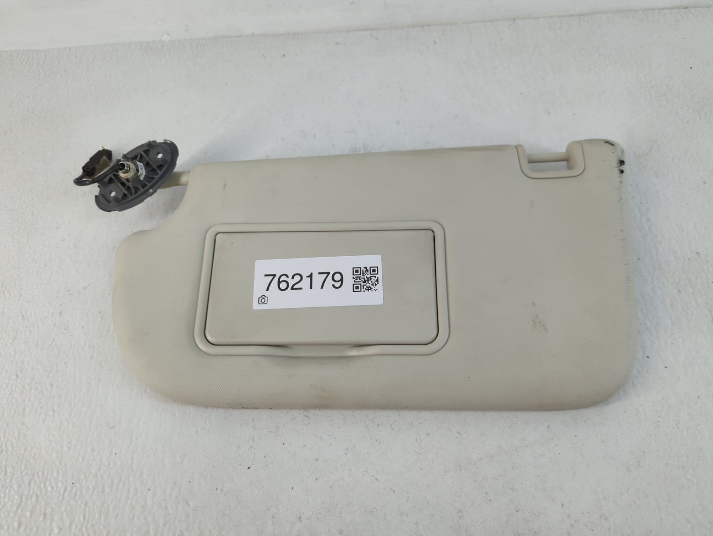 2013-2019 Ford Escape Sun Visor Shade Replacement Driver Left Mirror Fits Fits 2013 2014 2015 2016 2017 2018 2019 OEM Used Auto Parts - Oemusedautoparts1.com